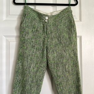 Detailed green Leifsdottir capri pants.